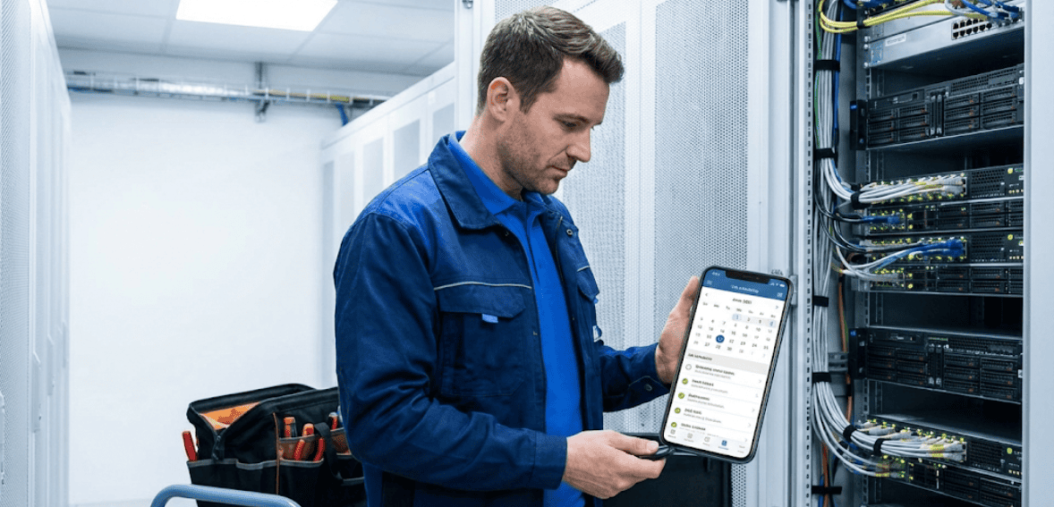 Mobile app for technicians supporting field service onboarding